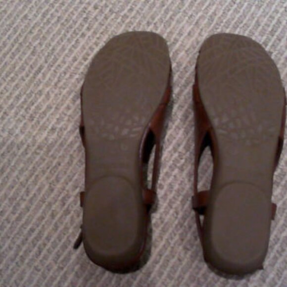 NEW Women's Brown Sling Open Flats, SIZE 7 - Picture 4 of 6